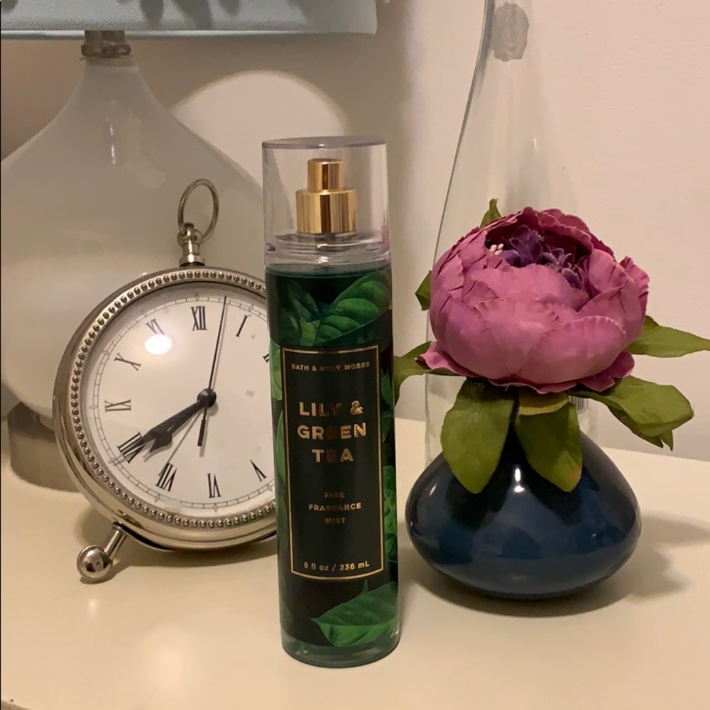 Bath & Body Works Lily Green Tea Fragrance Mist